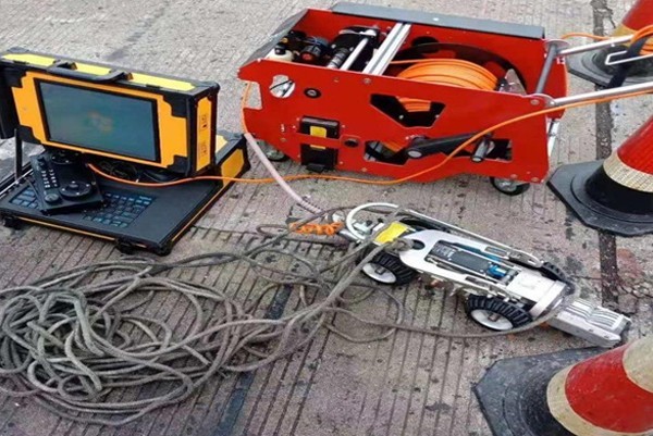 乐都CCTV管道检测机器人