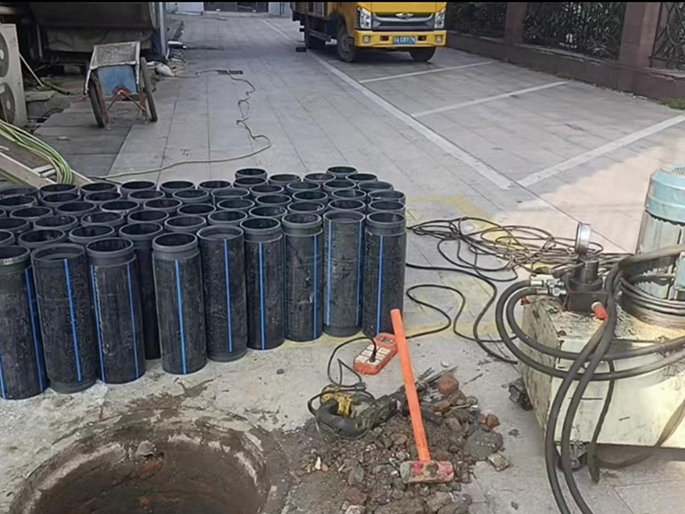 乐都PE置换管厂家 DN315置换管 非开挖管短管置换